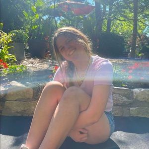 Meet your Posher, Abby